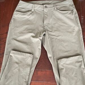 lululemon athletica Men's Sage Dress Pants Men’s size 32